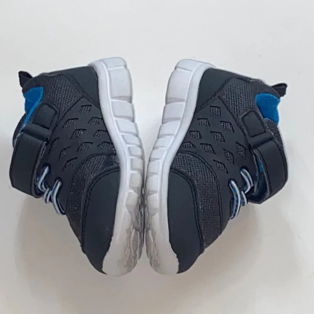 10/$50 Koala Kids Boy Gray & Blue Shoes Size 7